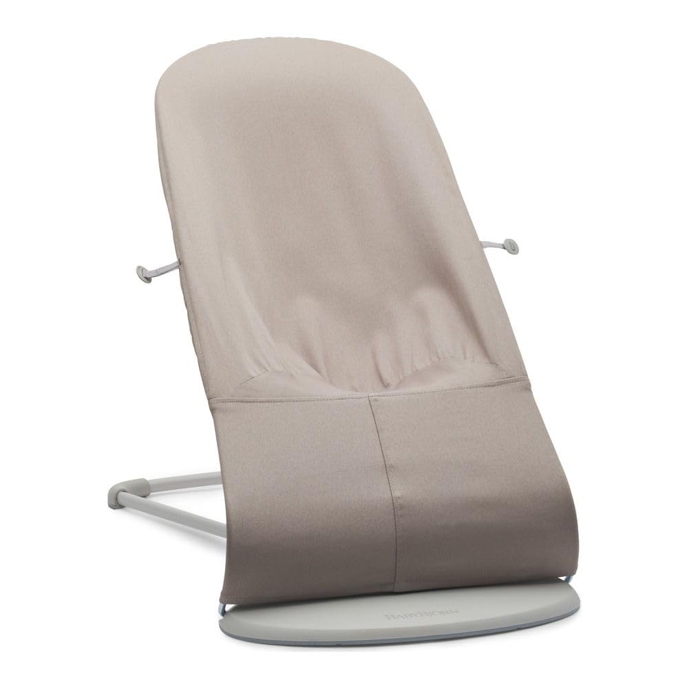 BabyBjörn Bouncer Bliss, Sand Gray, Woven, Petal Quilt | 2-in-1 Adjustable Baby Bouncer Seat and Toddler Chair, Newborn to Toddler (8-29 lbs), 4 Positions, Lightweight & Portable