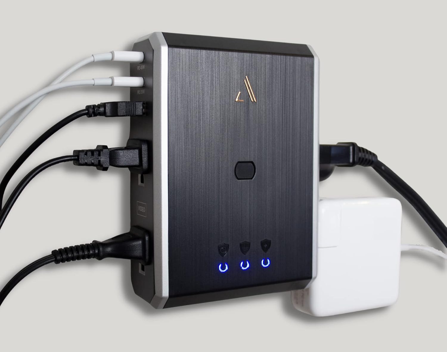 Austere VII Series, Wall Power 4 Outlet Surge Protector, 3500 Joules, Isolated EMI/RFI Filtering, 2 USB-C 45W & 20W Fast Chargers, 1 USB-A 2.4 amps, Overcurrent Protection, 6 Year Component Guarantee