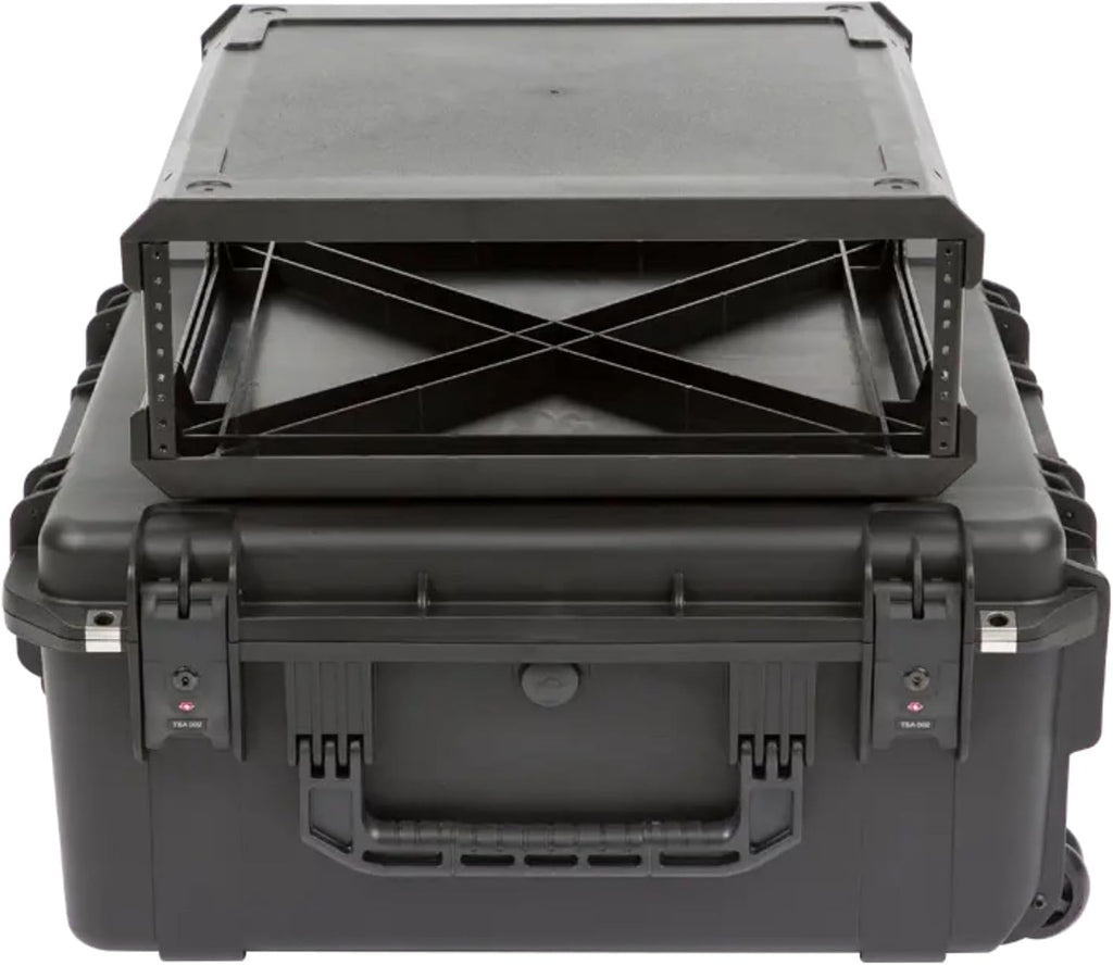 SKB iSeries 3U Fly Rack, Waterproof Polypropylene Hard Case with Durable Latches for Travel and Storage, Ideal for Musicians, 20 Inch, Black