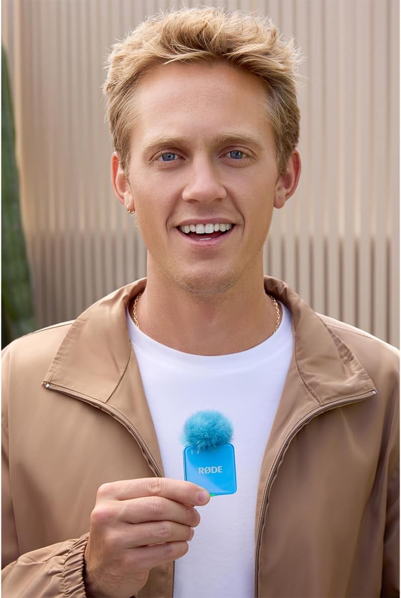 RØDE Wireless GO (Gen 3) – Compact Wireless Mic – Pristine Audio, 32-bit Float Recording, Automatic Level Control, for Phones, Cameras and Computers (Blue)