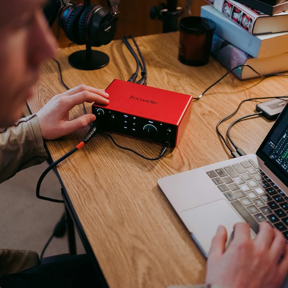 Focusrite Scarlett 4i4 4th Gen Audio Interface AMS-SCARLETT-4I4-4G Bundle with 4x OnStage MC-20 Production-Grade 20ft XLR to XLR Microphone Cable