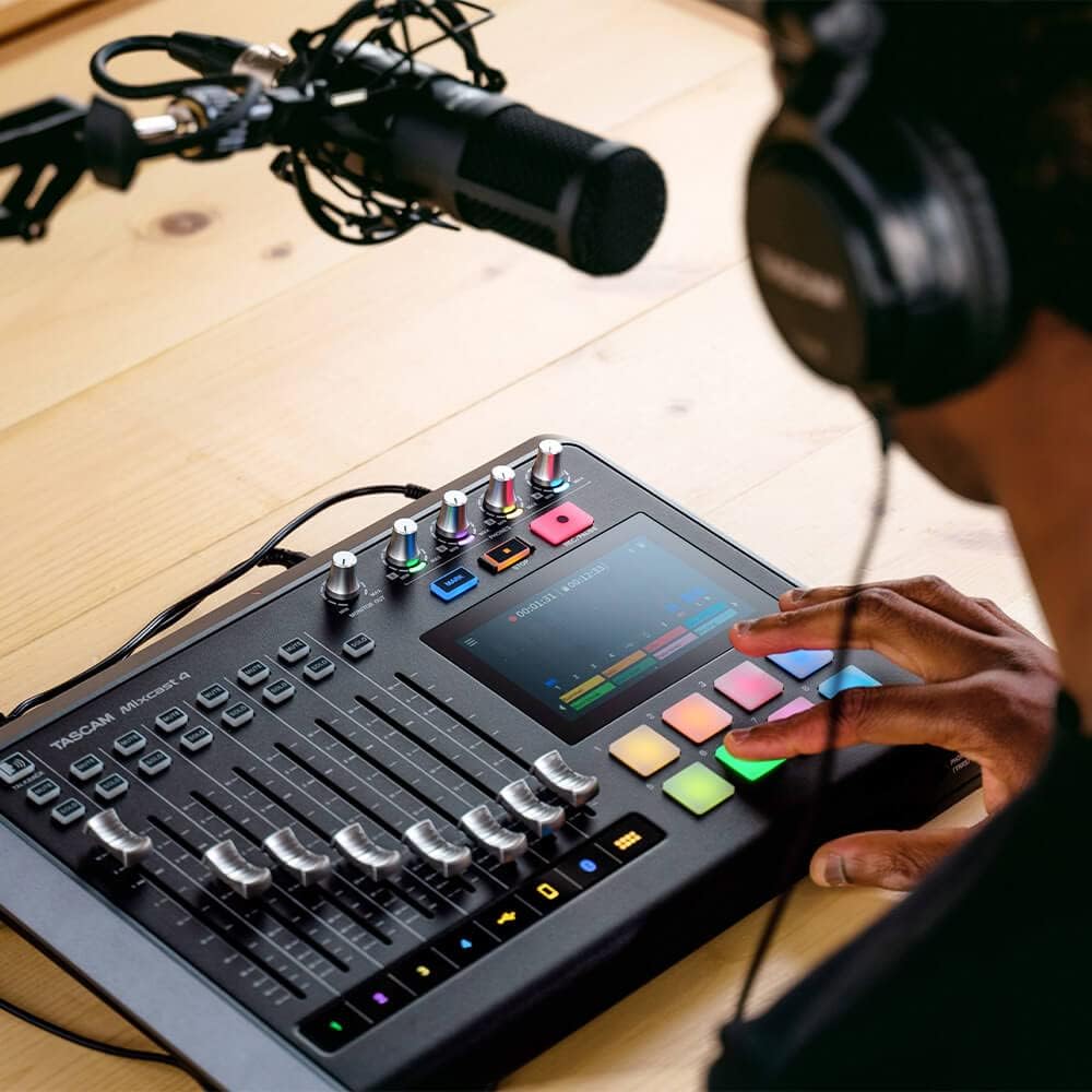 Tascam Podcast/ Streamer Bundle with TM-70 Dynamic Microphone and TH-05 Studio Headphones, (MIXCAST4B1)