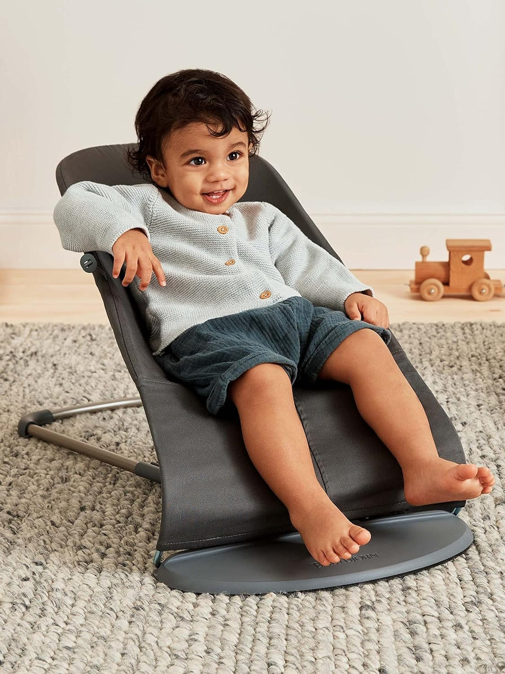 BabyBjörn Bouncer Bliss, Anthracite, Woven, Classic Quilt | 2-in-1 Adjustable Baby Bouncer Seat and Toddler Chair, Newborn to Toddler (8-29 lbs), 4 Positions, Lightweight & Portable