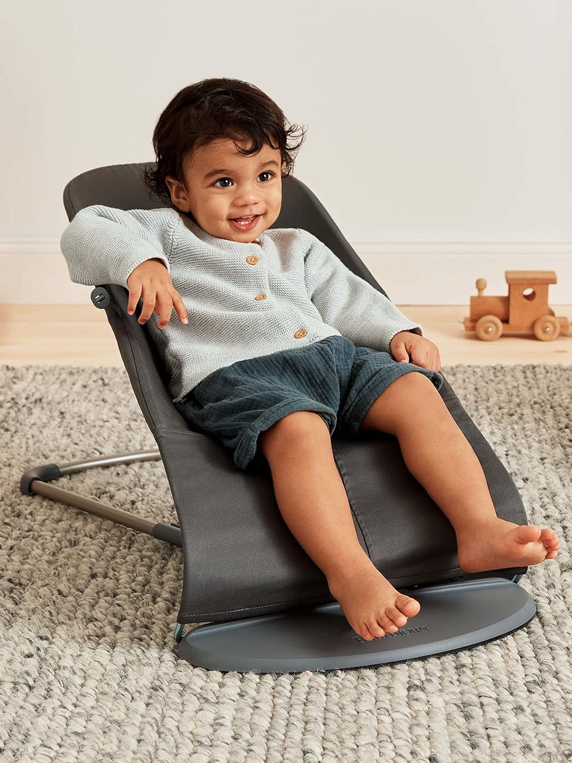 BabyBjörn Bouncer Bliss, Anthracite, Woven, Classic Quilt | 2-in-1 Adjustable Baby Bouncer Seat and Toddler Chair, Newborn to Toddler (8-29 lbs), 4 Positions, Lightweight & Portable