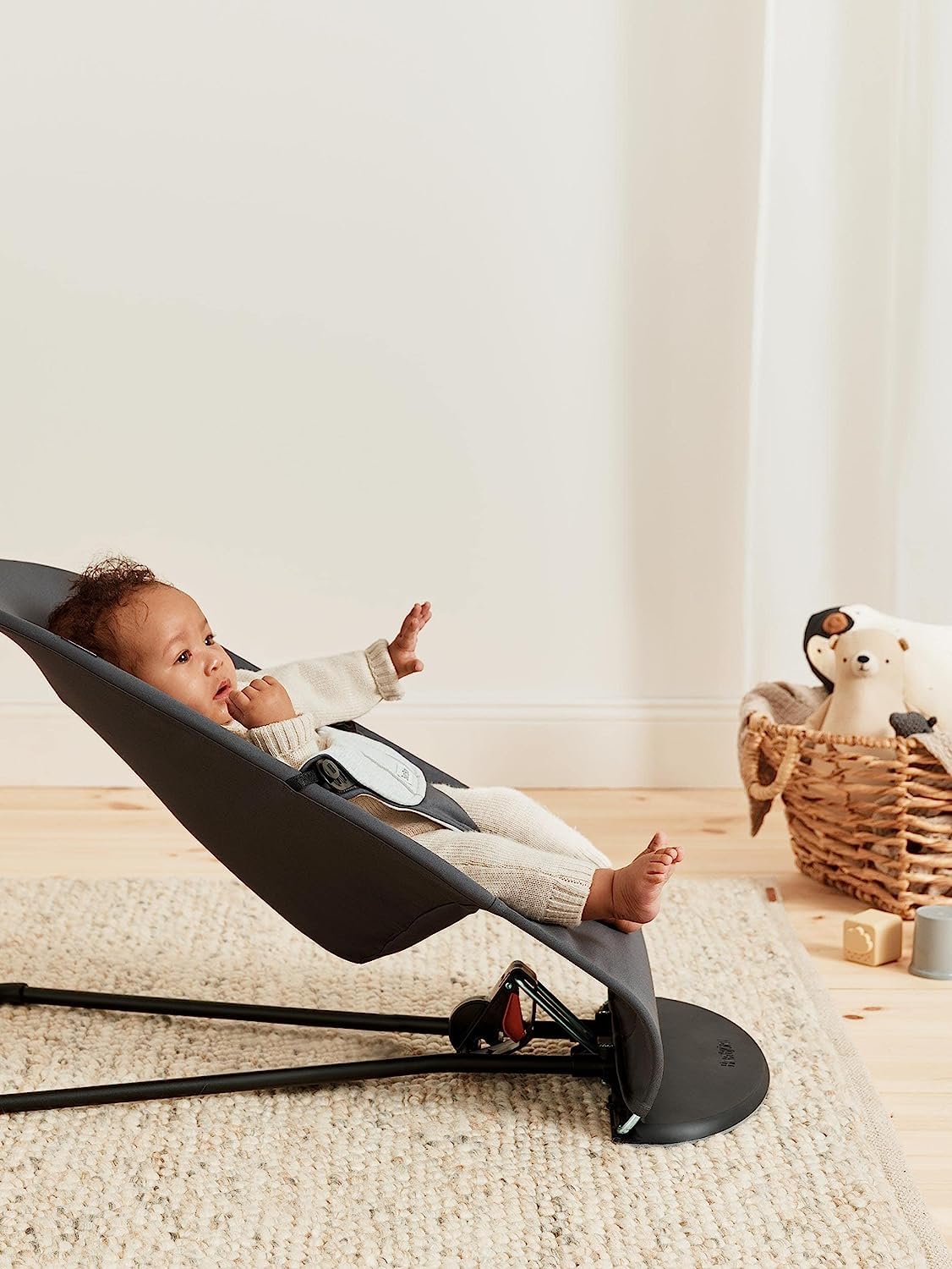 BabyBjörn Bouncer Balance Soft, Woven/Jersey, Dark Gray/Gray | 2-in-1 Adjustable Baby Bouncer Seat and Toddler Chair, Newborn to Toddler (8-29 lbs), 4 Positions, Lightweight & Portable