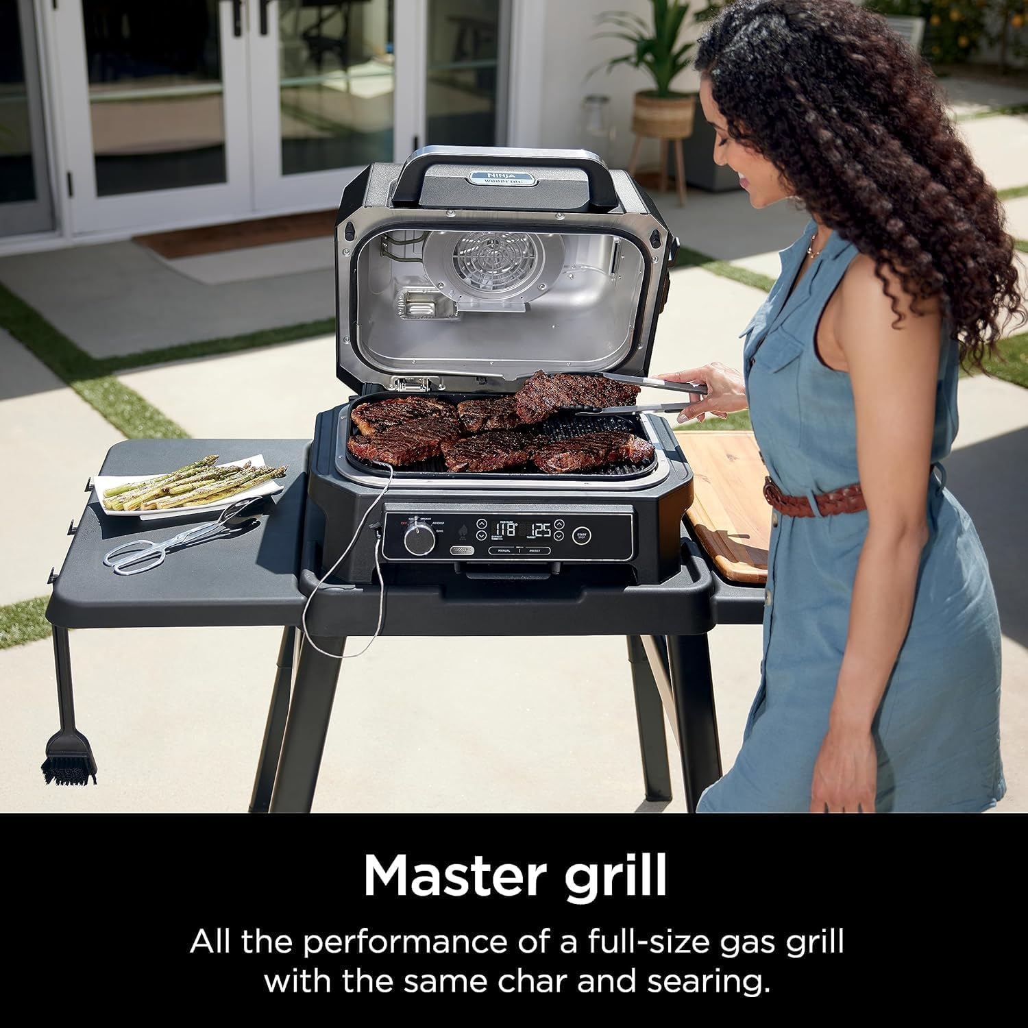 Ninja Woodfire ProXL Outdoor Grill & Smoker, Thermometer, 4-in-1 Master Grill, BBQ Smoker, Outdoor Air Fryer, Bake, Portable, Electric Grill (Renewed) (Hunter Green)