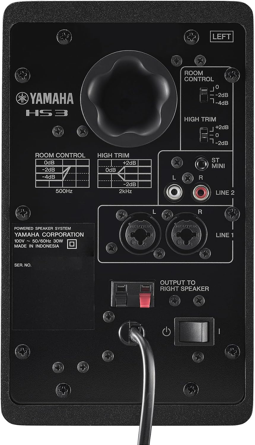 Yamaha HS3 Powered Studio Monitor in Black, Pair (HS3 B)