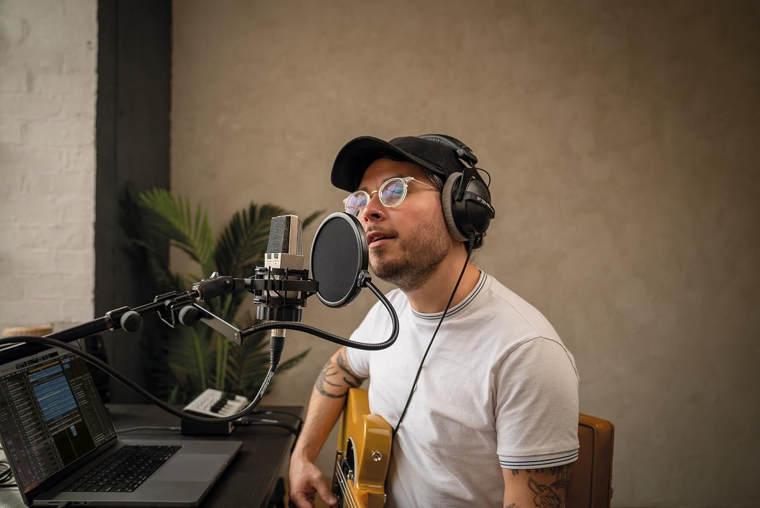 Blackstar Polar 4 - 4-channel 4-in/8-out USB-C Guitar Audio Interface w/ 4 Microphone Preamps and 2 Headphone Outputs