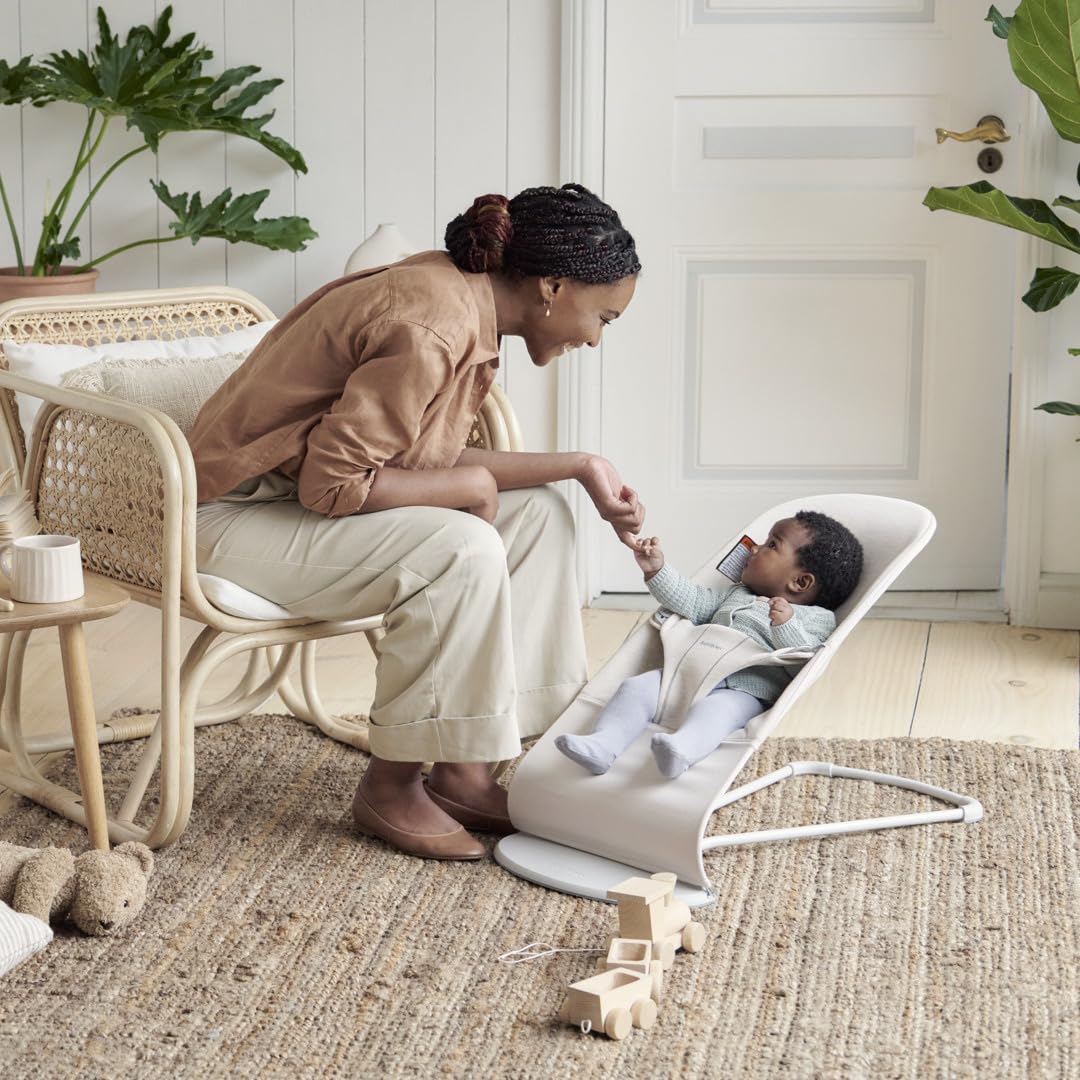 BabyBjörn Bouncer Bliss, Light Beige, 3D Jersey | 2-in-1 Adjustable Baby Bouncer Seat and Toddler Chair, Newborn to Toddler (8-29 lbs), 4 Positions, Lightweight & Portable