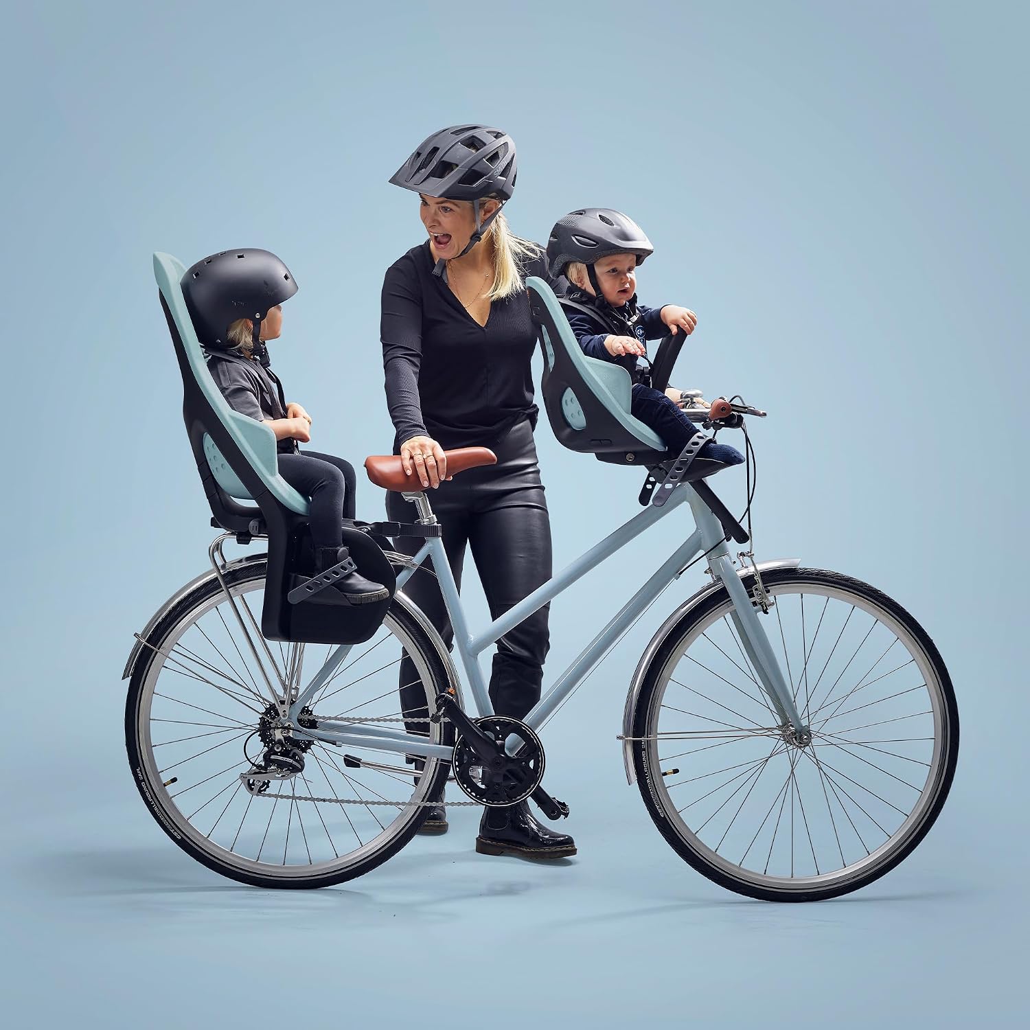 Thule Yepp 2 Mounted Child Bike seat, Adjustable footrests, 5-Point Harness and Easy to Mount Design