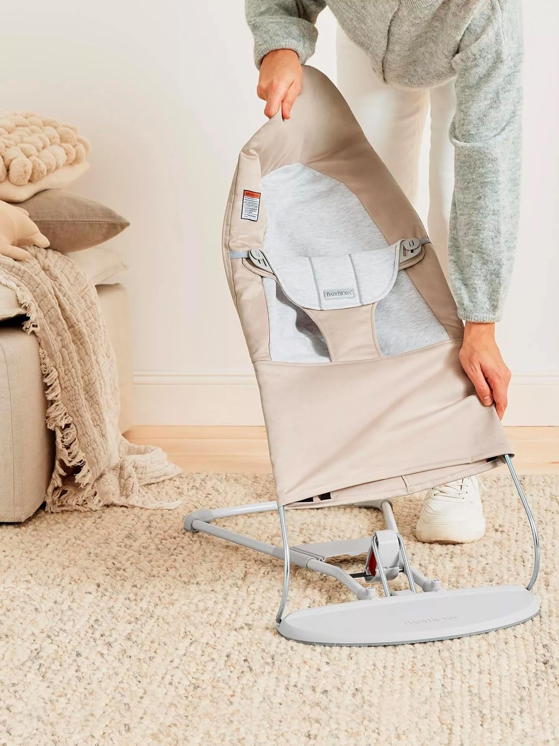 BabyBjörn Bouncer Balance Soft, Beige/Gray, Woven/Jersey | 2-in-1 Adjustable Baby Bouncer Seat and Toddler Chair, Newborn to Toddler (8-29 lbs), 4 Positions, Lightweight & Portable