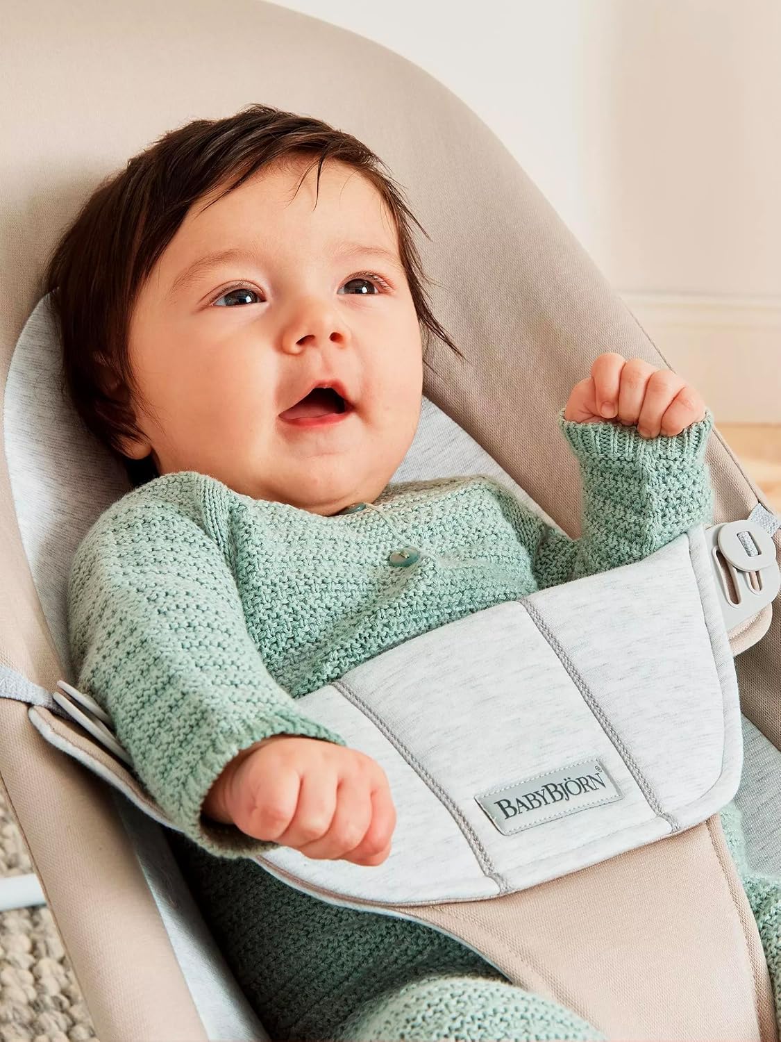 BabyBjörn Bouncer Balance Soft, Beige/Gray, Woven/Jersey | 2-in-1 Adjustable Baby Bouncer Seat and Toddler Chair, Newborn to Toddler (8-29 lbs), 4 Positions, Lightweight & Portable