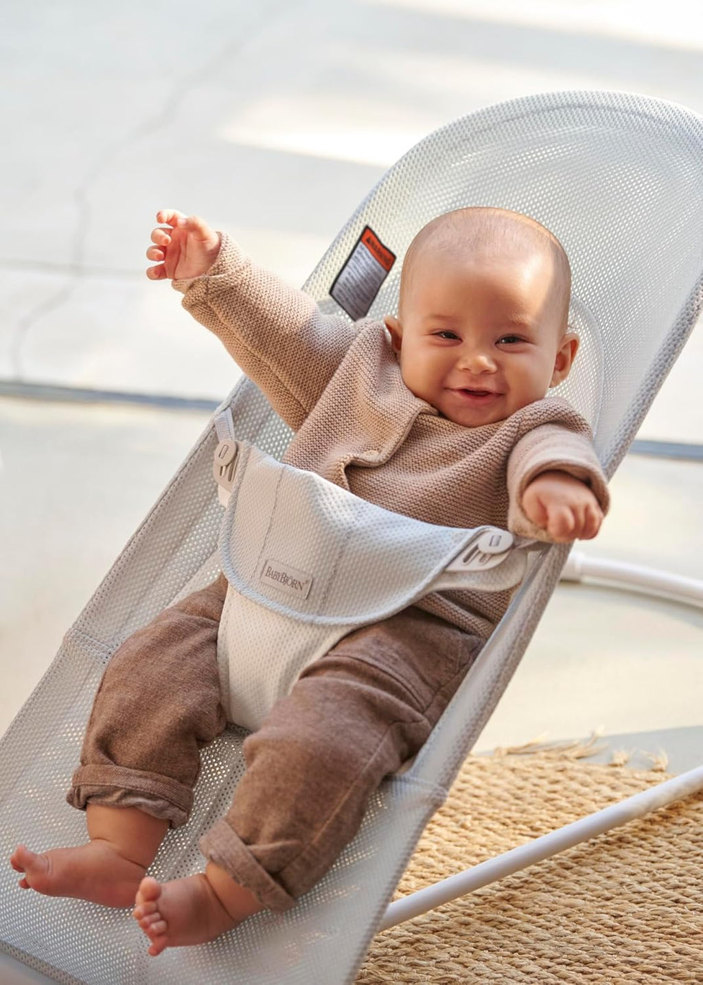 BabyBjörn Bouncer Balance Soft, Mesh, Silver/White 2-in-1 Adjustable Baby Bouncer Seat and Toddler Chair, Newborn to Toddler (8-29 lbs), 4 Positions, Lightweight & Portable