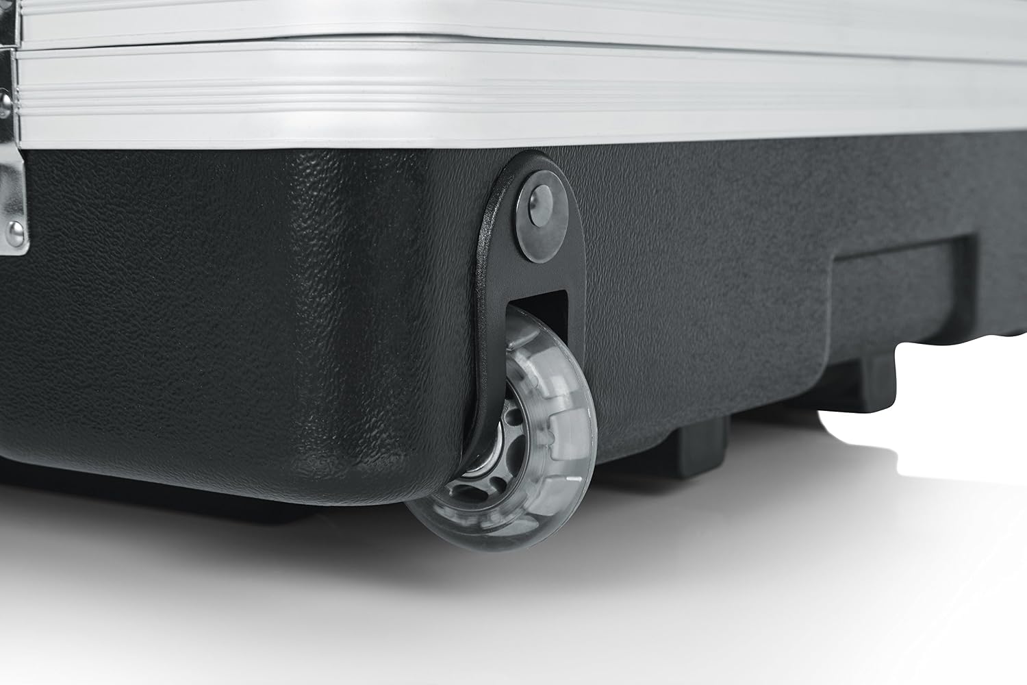 Gator Cases Lightweight Molded ATA Mixer Case with Wheels and Tow Handle, Fits Mixers 20' x 25' (G-MIX 20X25)