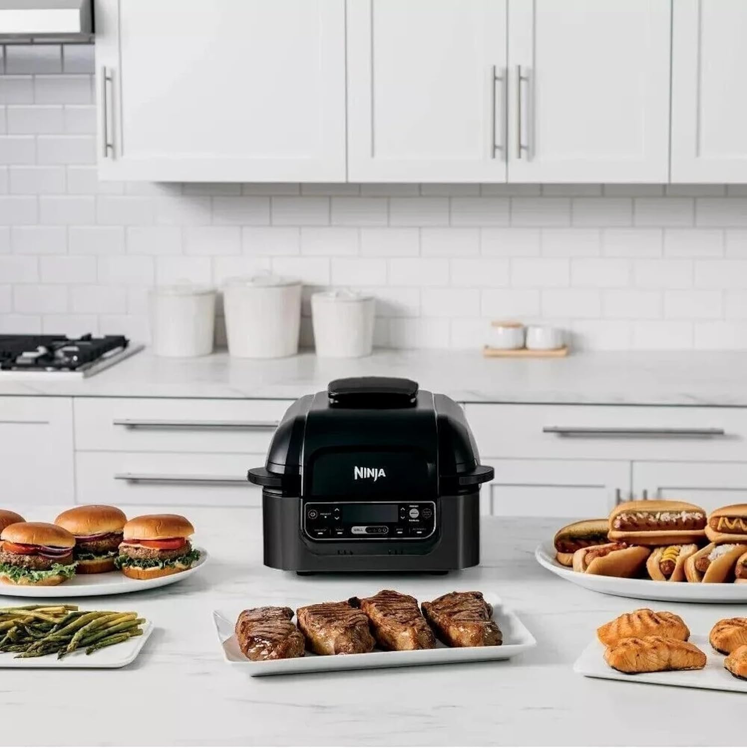 Ninja Foodi Pro 5-in-1 Indoor Integrated Smart Probe, 4-Quart Air Fryer, Roast, Bake, Dehydrate, an Cyclonic Grilling Technology, with 4 Steaks Capacity, in a Stainless Finish