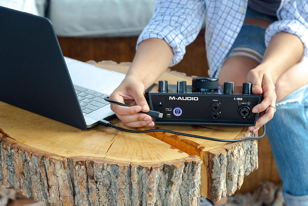 M-AUDIO AIR192x4 VSPro USB-C Audio Interface, XLR Condenser Microphone and Studio Headphones for Recording, Podcasting, Streaming with HD Sound