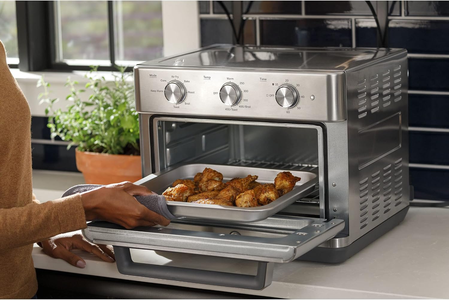 GE Mechanical Air Fryer Toaster Oven + Accessory Set | Convection Toaster with 7 Cook Modes | Large Capacity Oven - Fits 12' Pizza | Countertop Kitchen Essentials | Stainless Steel