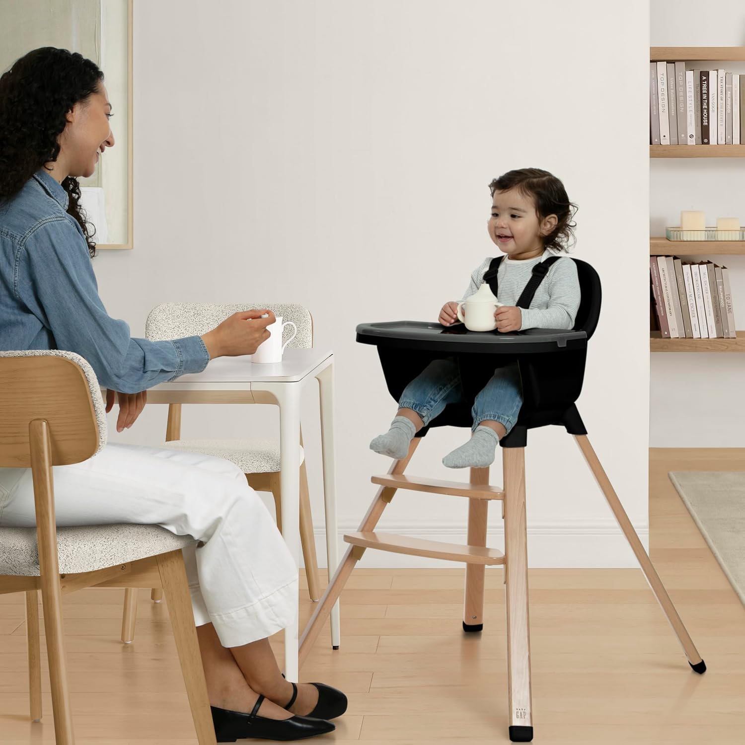 Delta Children - babyGap Otto 3-in-1 High Chair - High Chair Converts to Toddler Dinning Chair and Booster Seat - Dishwasher Safe Meal Tray - FSC-Certified Wood, Black