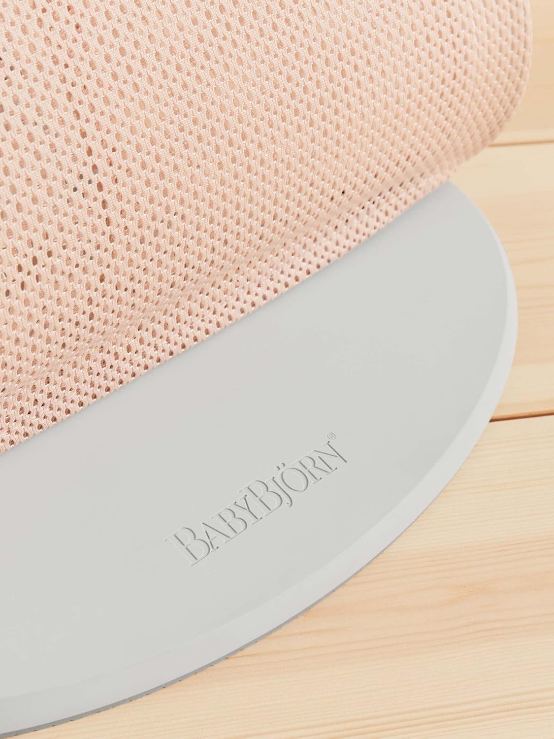 BabyBjörn Bouncer Balance Soft, Light Grey Frame, Mesh, Pearly Pink/White, 2-in-1 Adjustable Baby Bouncer Seat and Toddler Chair, Newborn to Toddler (8-29 lbs), 4 Positions, Lightweight & Portable