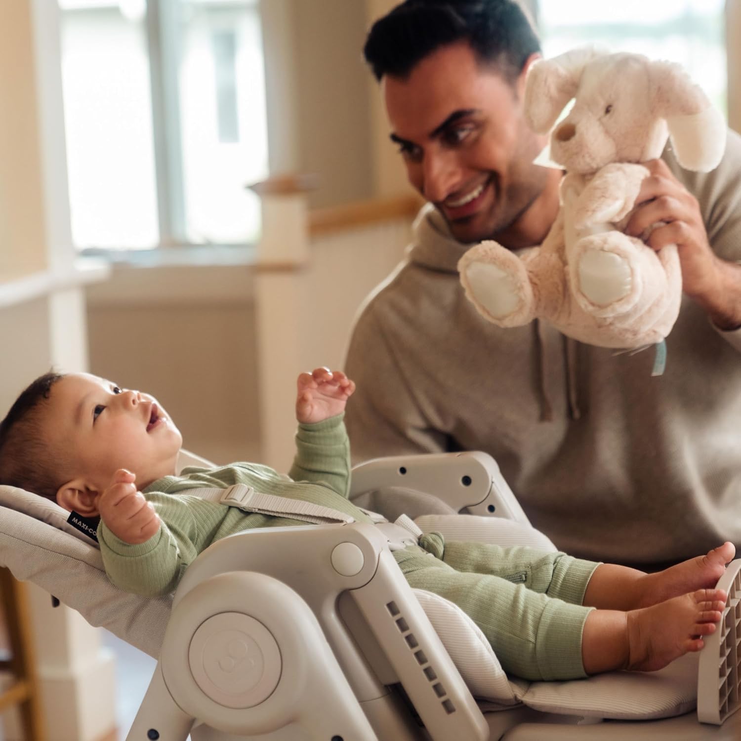 Maxi-Cosi Minla 6-in-1 High Chair for Babies & Toddlers, Portable Foldable Highchair, EcoCare Fabric, 9 Heights, 5 Reclines, 4 Tray Positions, Classic Slate