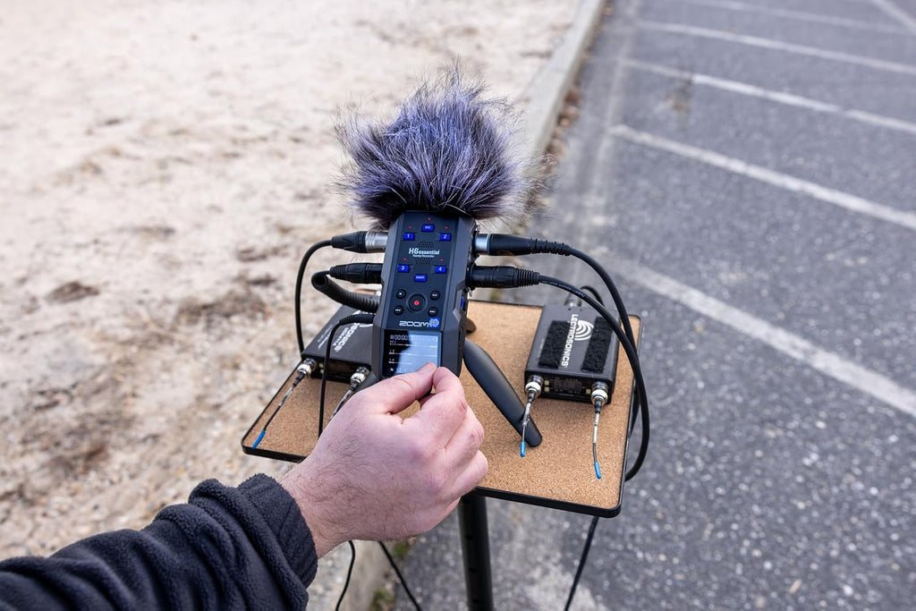 Zoom H6essential 6-Track 32-Bit Float Portable Audio Recorder Bundle with WSH-4E Hairy Windscreen (H6essential + Windscreen)