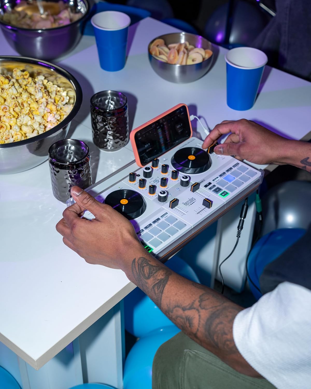 Hercules DJControl Mix Ultra – Mobile DJ Controller for Smartphones (iOS/Android)