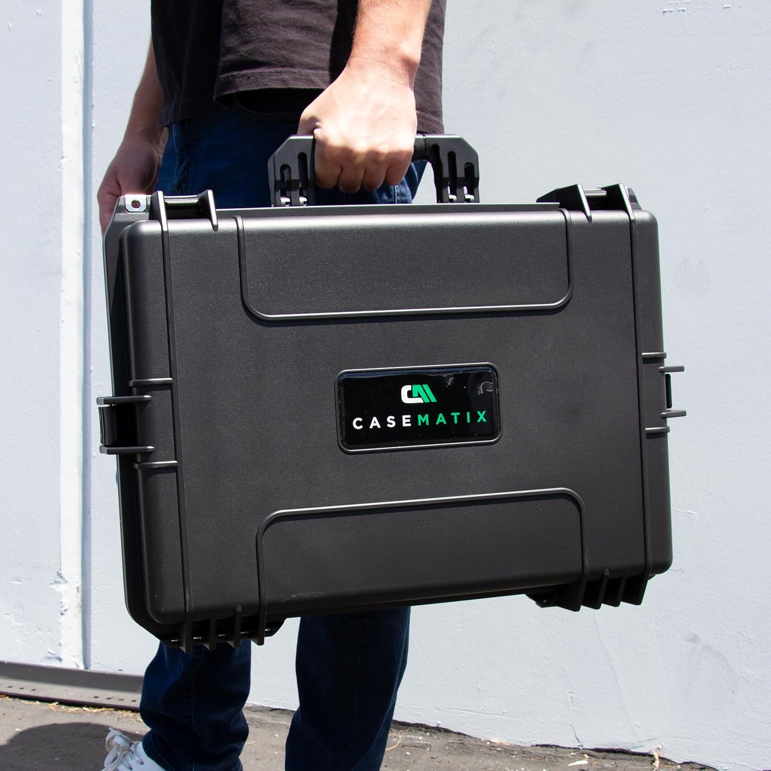 CASEMATIX Mixer Carry Case Compatible with Yamaha MG12XU 12 Channel Mixing Console and More - IPX7 Waterproof Hard Shell Sound Board Carrier with Foam Fits Mixers up to 17' x 12.1' x 5' and Cables