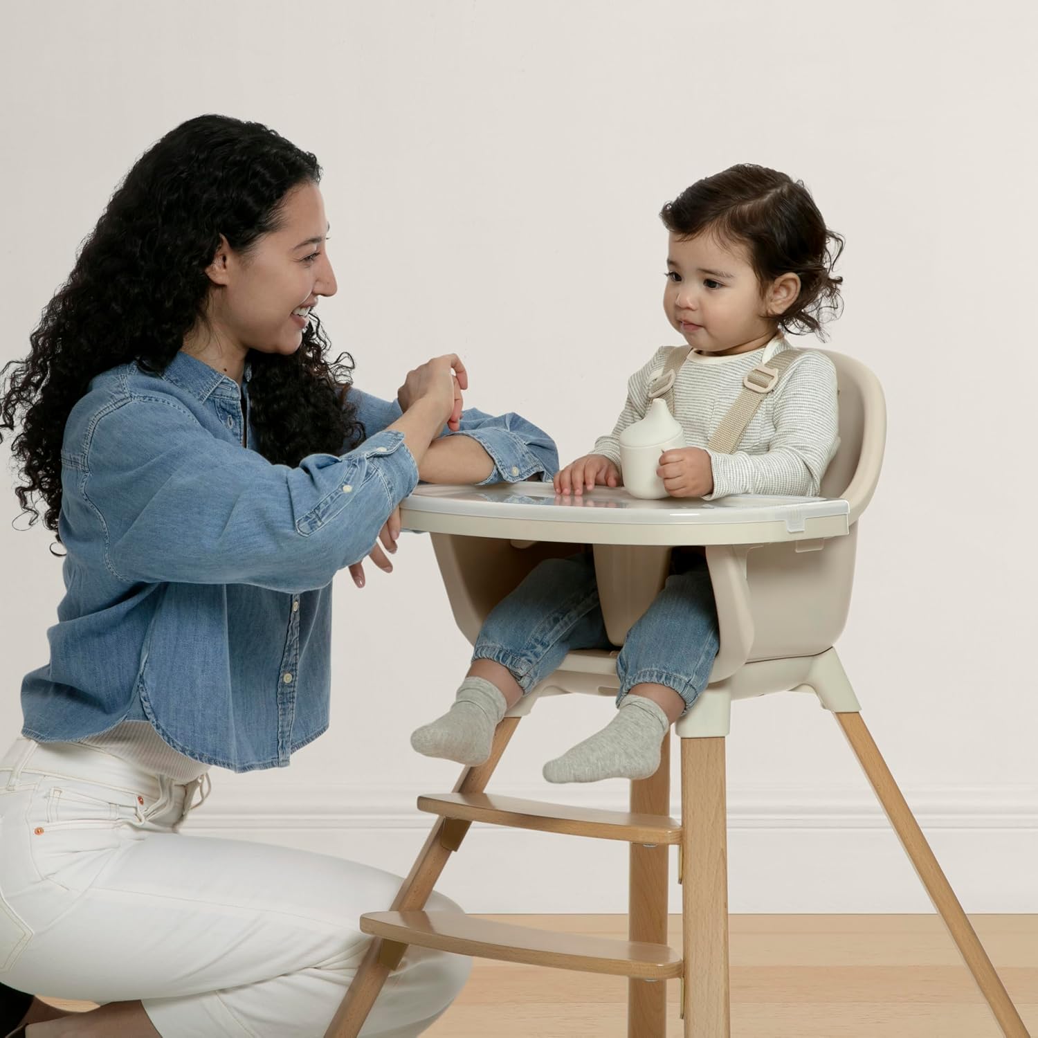 Delta Children - babyGap Otto 3-in-1 High Chair - High Chair Converts to Toddler Dinning Chair and Booster Seat - Dishwasher Safe Meal Tray - FSC-Certified Wood, Oatmeal