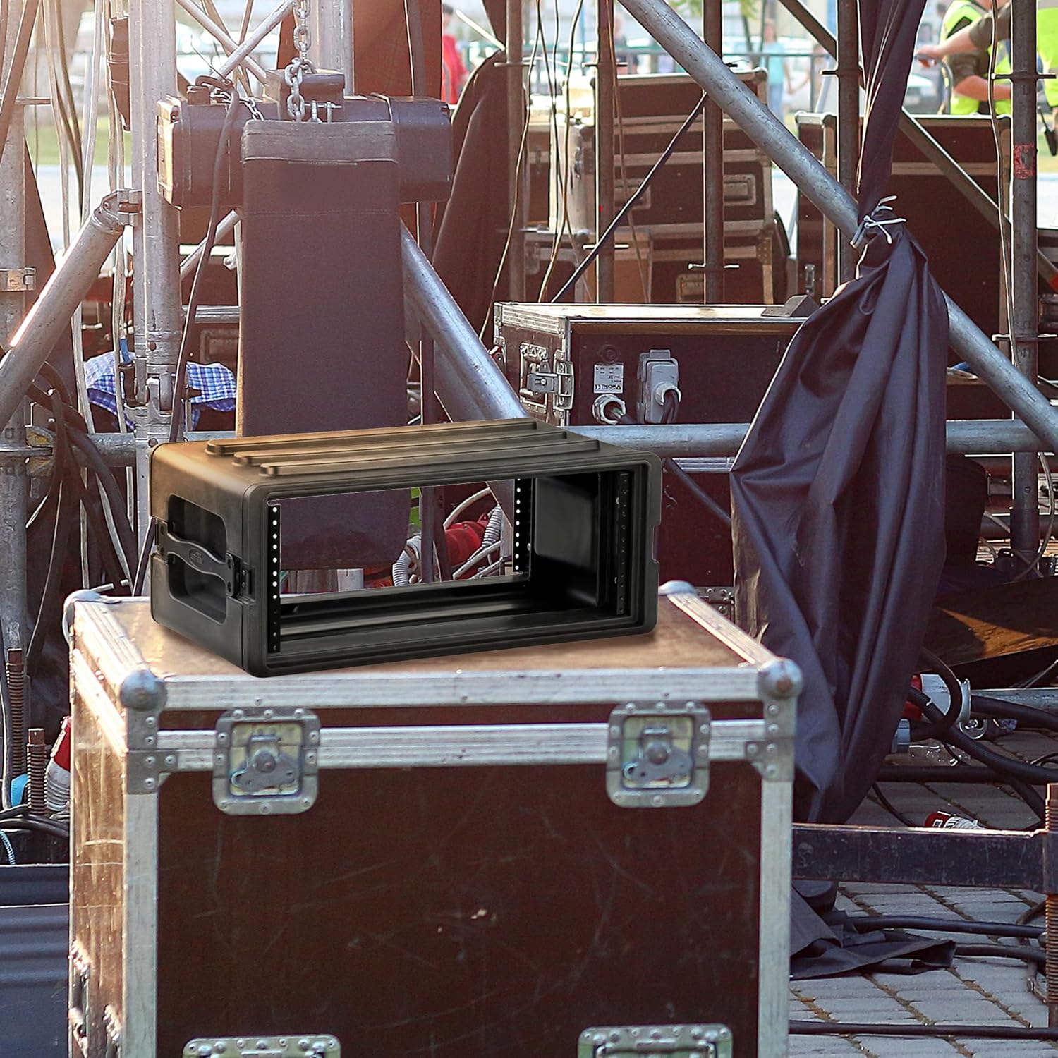 SKB 4U Shallow Roto Rack Case - Durable Polyethylene Gear Protector, Stackable, Waterproof with Twist Latches & Rubber Feet for Musicians, DJs, and A/V Equipment - Secure Transport & Storage Solution