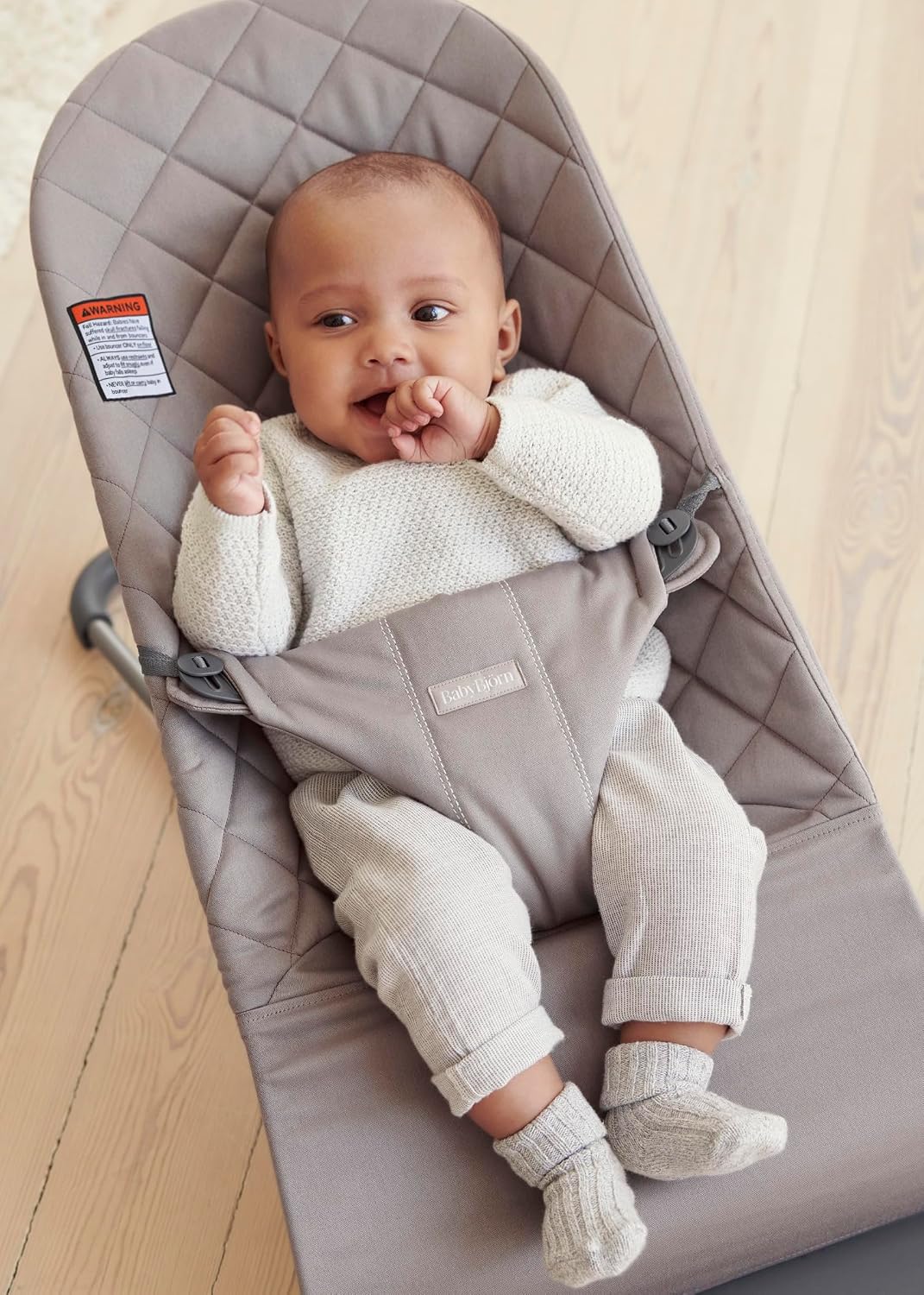 BabyBjörn Bouncer Bliss, Sand Gray, Woven, Classic Quilt | 2-in-1 Adjustable Baby Bouncer Seat and Toddler Chair, Newborn to Toddler (8-29 lbs), 4 Positions, Lightweight & Portable