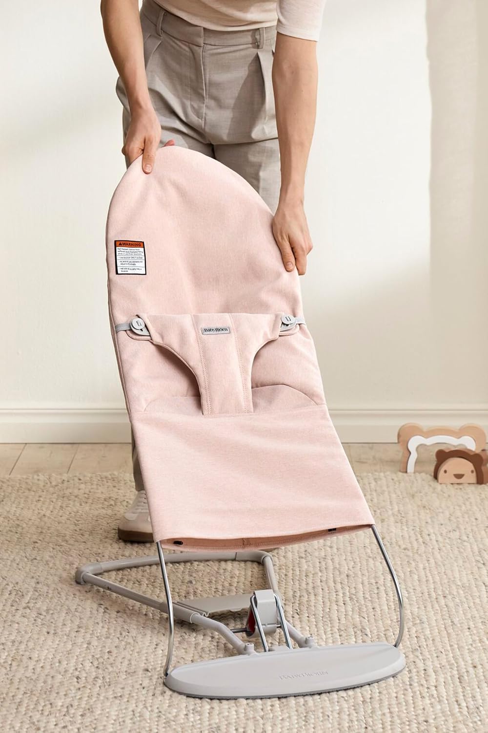 BabyBjörn Bouncer Bliss, Light Pink, Woven Mélange | 2-in-1 Adjustable Baby Bouncer Seat and Toddler Chair, Newborn to Toddler (8-29 lbs), 4 Positions, Lightweight & Portable