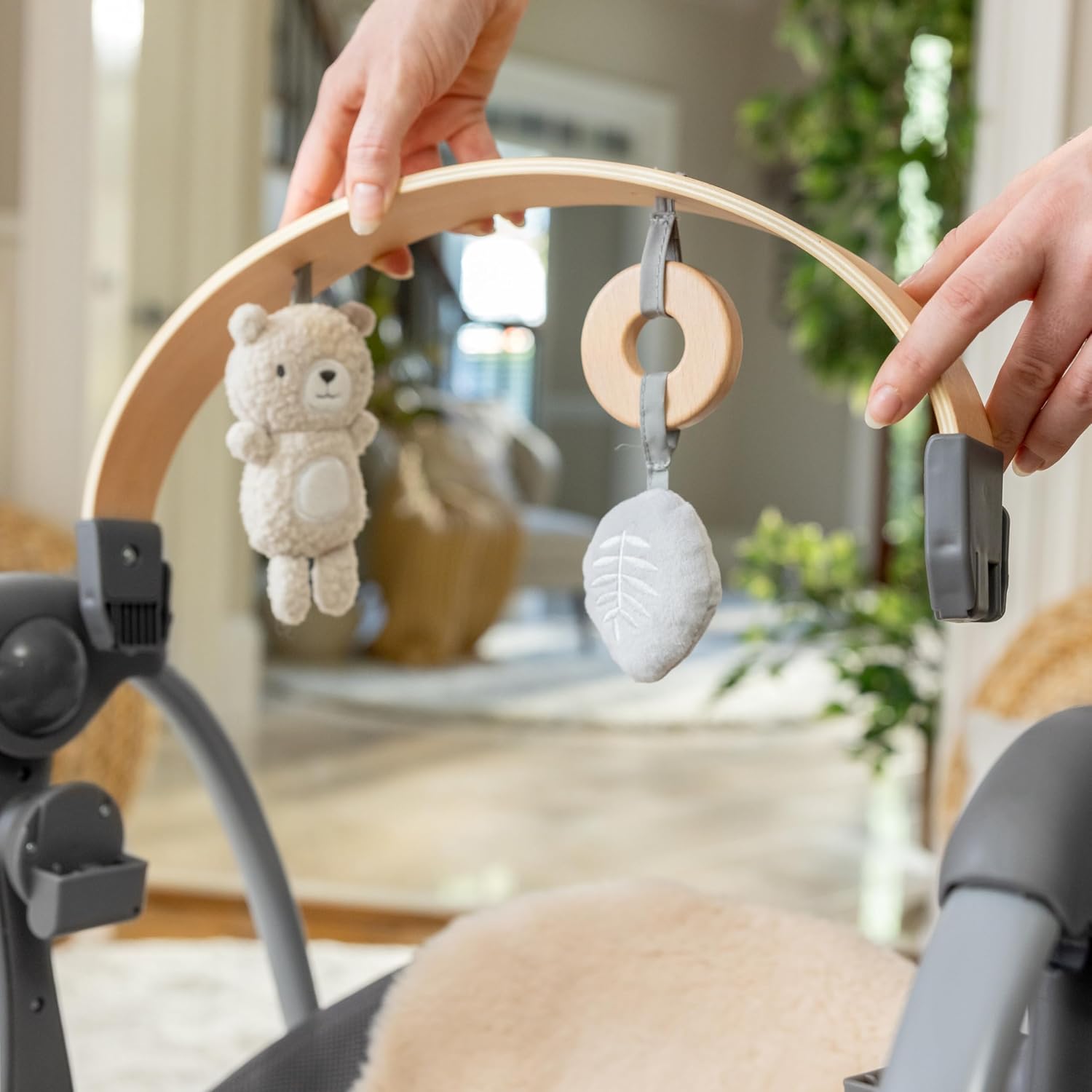 Ingenuity Every Season Swing 'n Go Portable Swing - Cooling and Warming Fabrics, Detachable Sustainable Wooden Toy Bar, 2 Toys, Music, Motorized Swing, for Ages 0-9 Months, Grey - Wesley