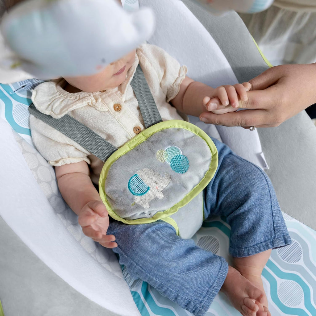 Ingenuity SimpleComfort Lightweight Compact 6-Speed Multi-Direction Baby Swing, Vibrations & Nature Sounds, 0-9 Months 6-20 lbs (Everston)