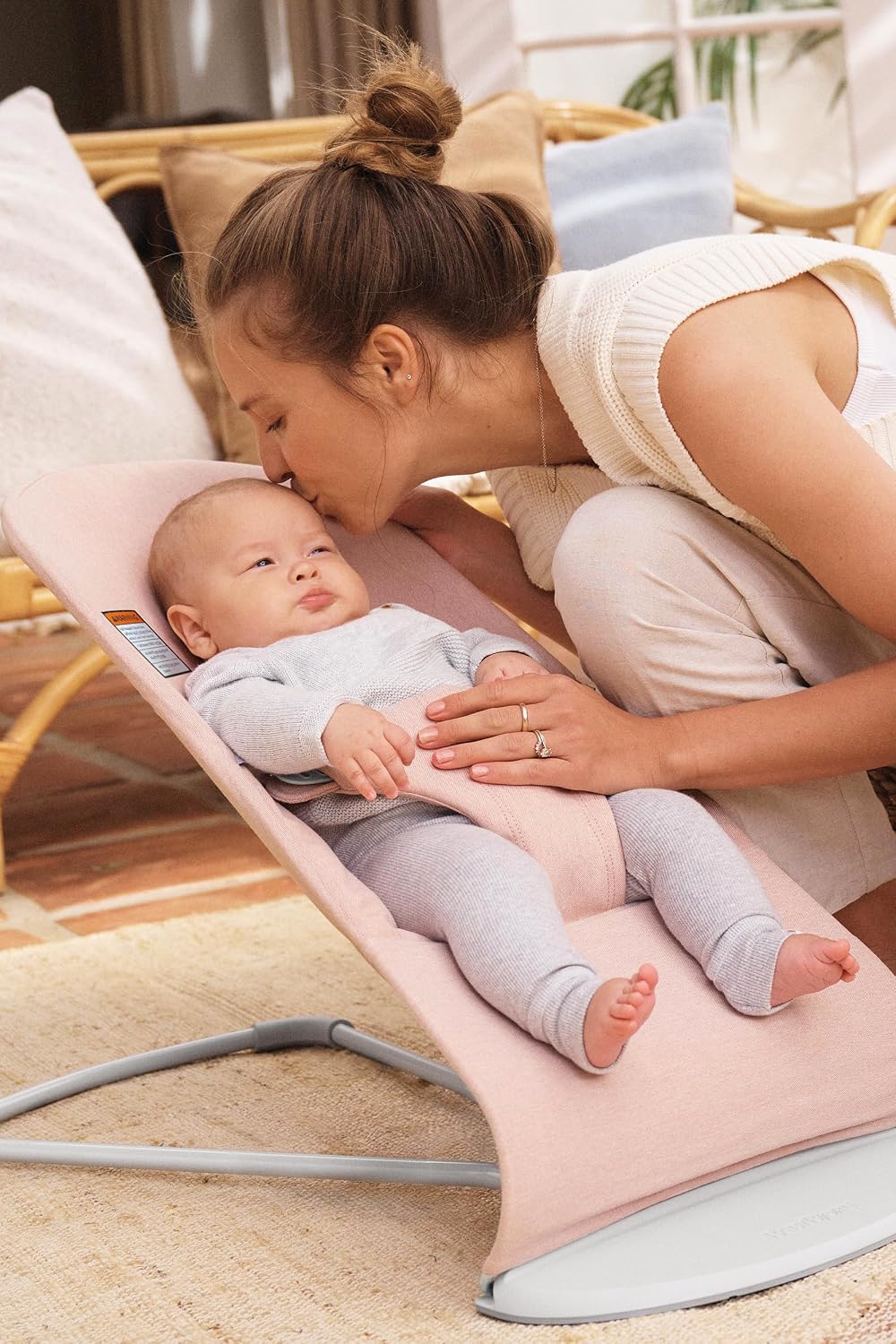 BabyBjörn Bouncer Bliss, Light Pink, Woven Mélange | 2-in-1 Adjustable Baby Bouncer Seat and Toddler Chair, Newborn to Toddler (8-29 lbs), 4 Positions, Lightweight & Portable