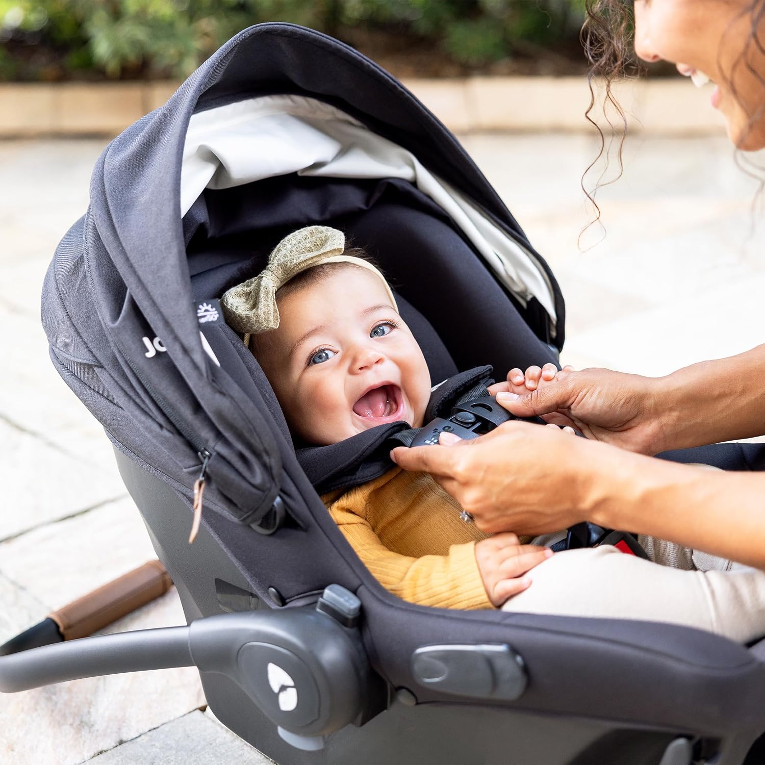 Joie Mint Latch Baseless Infant Car Seat – Lightweight, Built-in Rigid Latch Connectors and Side Impact Protection – No Base Installation Required