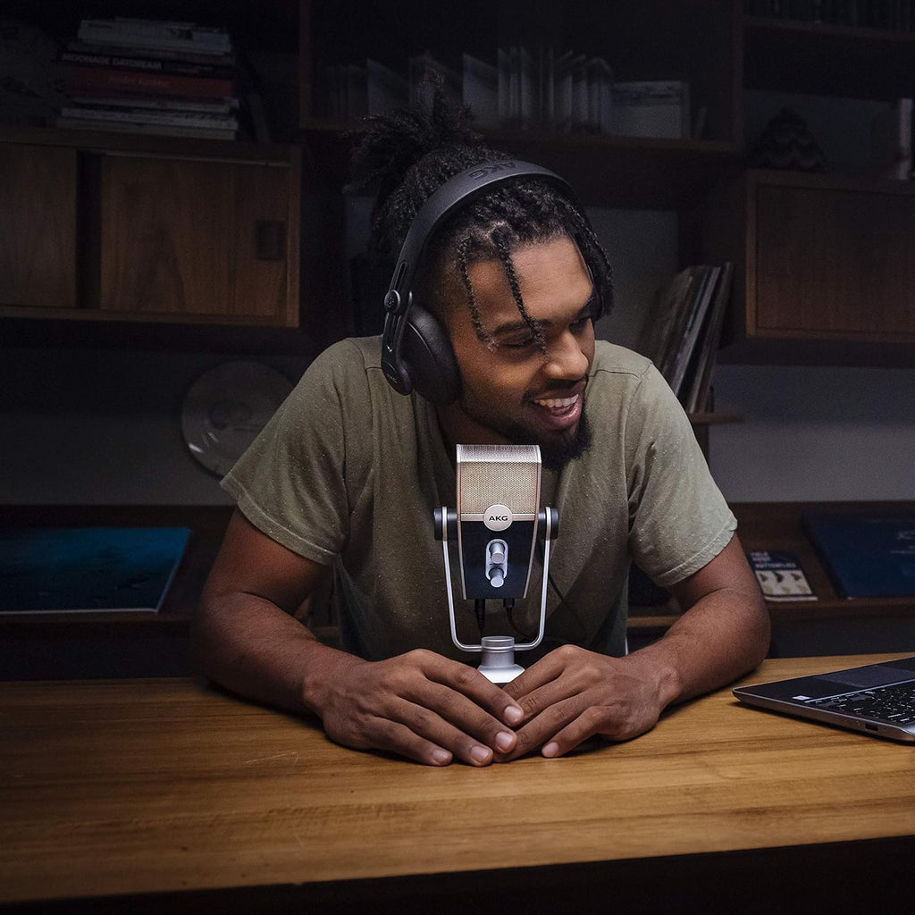 AKG Podcaster Essentials Kit
