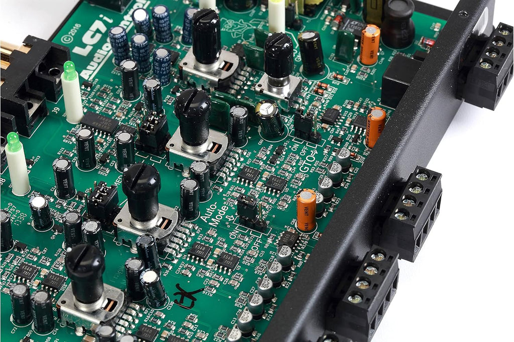 AudioControl LC7i - Black Six Channel Line Out Converter with AccuBASS & 5-year warranty*!