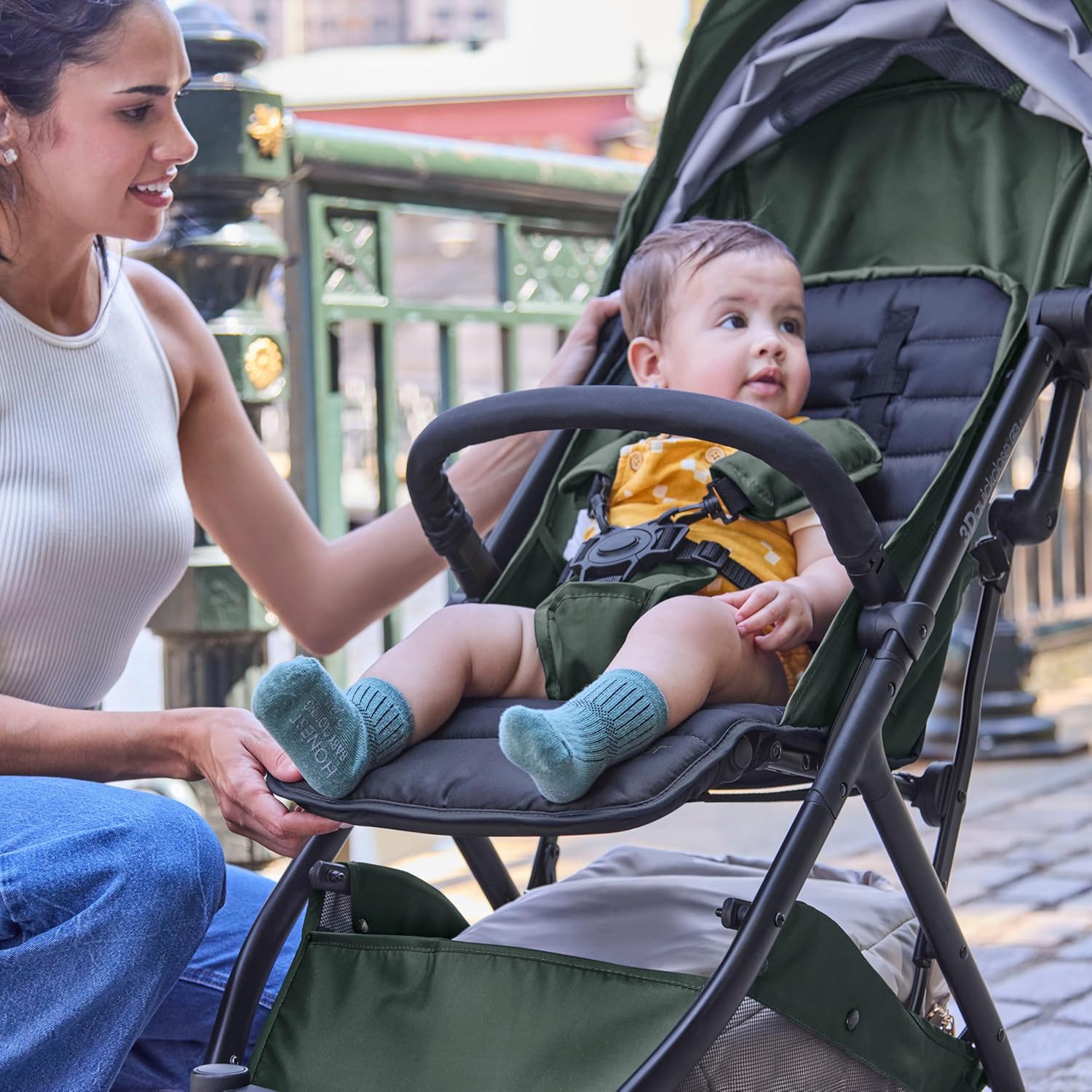 Ingenuity Ingenuity 3Dquickclose CS+ Compact Fold Stroller – Lightweight Stroller with Oversized Canopy, Extra-Large Storage and Compact Fold, Forest